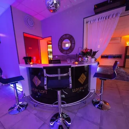 Loft Privatif Avec Jacuzzi Et Sauna *